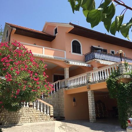 Apartments Tartuga Rab Town Dış mekan fotoğraf